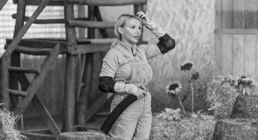 Megdöbbentő, így néz ki most Jákli Mónika sírja