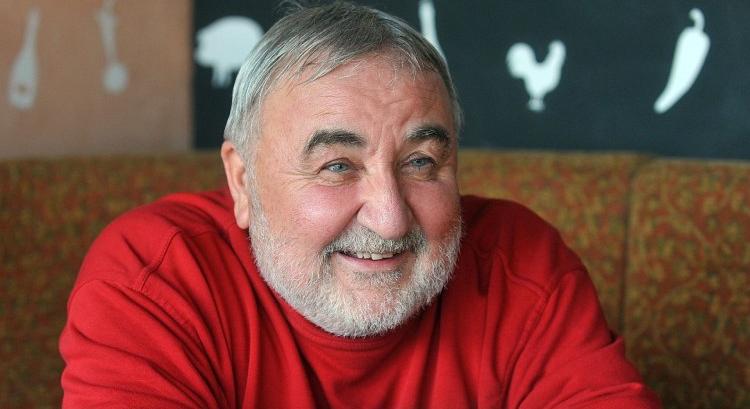 „Az én alkatomhoz készült a rajz” – 40 éves a Macskafogó, Mikó István emlékezett