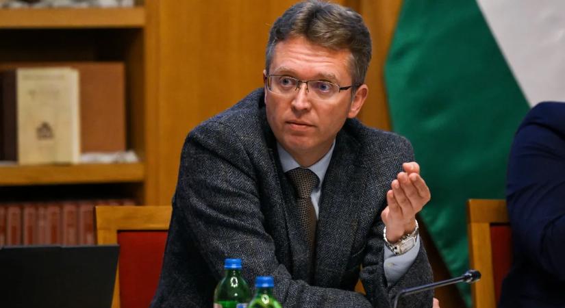 Hankó Balázs: Egyszeri bruttó 152 400 forintos juttatást kapnak a szakképzésben oktatók