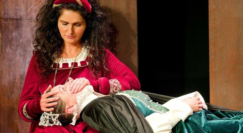 Akinek inge, vegye magára - vadonatúj kőszegi történelmi dráma a várszínházban