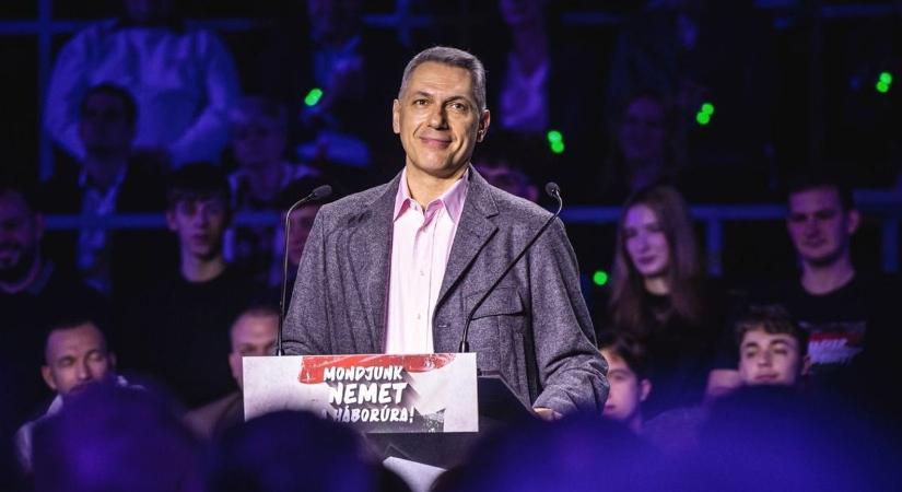 Lázár János Debrecenben: Magyar Péter méregdrága tévedés lenne az országnak