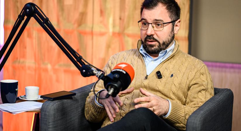 Szánthó Miklós: A magyar jövő felzabálásához gyárt konyhakész terveket a Tisza