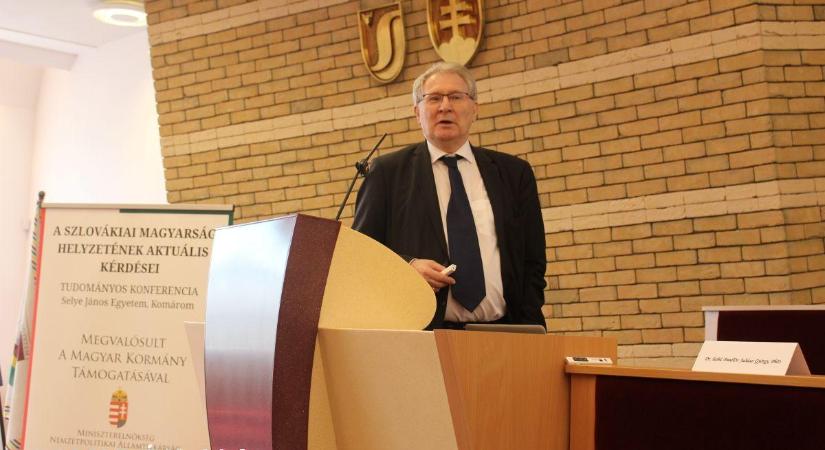 Szarka László: a kisebbségi kérdés történelmi öröksége ma is meghatározza a magyar-szlovák kapcsolatokat