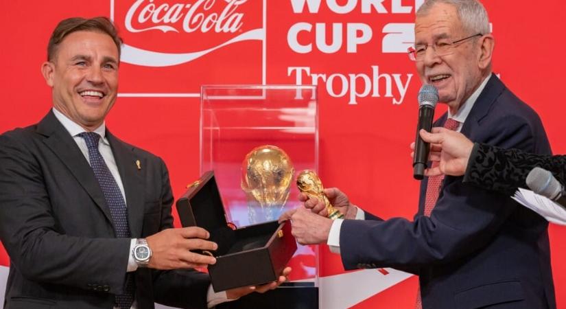 A FIFA engedélyezte reklámok sugárzását a világbajnokság meccseinek vízszünetei alatt