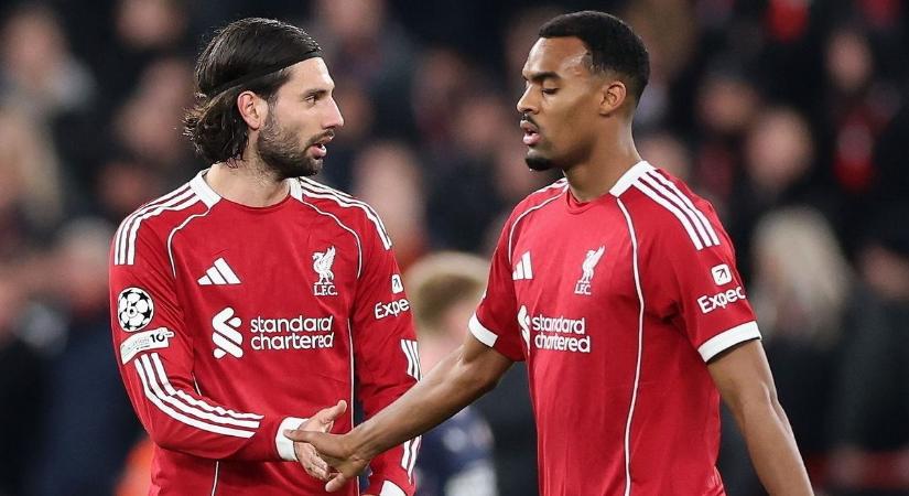 Hosszabbított kulcsemberével a Liverpool, de a szurkolók csak egy dologért könyörögnek: Szoboszlai legyen a következő!