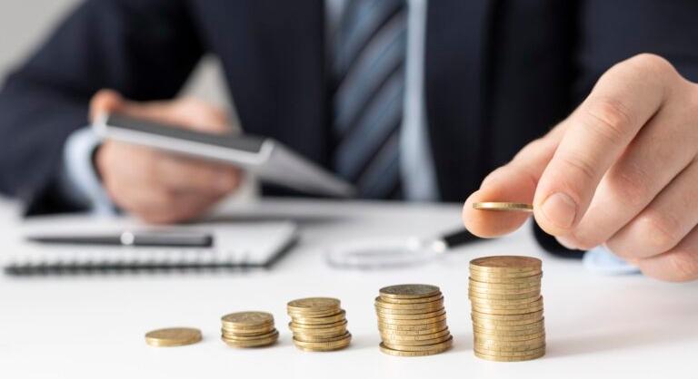 Titokban kriptóba tette cége pénzét egy pénzügyi vezető – 35 millió dollár tűnt el