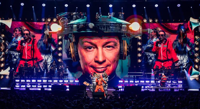 Váratlanul megszólalt Geszti Péter a politikáról