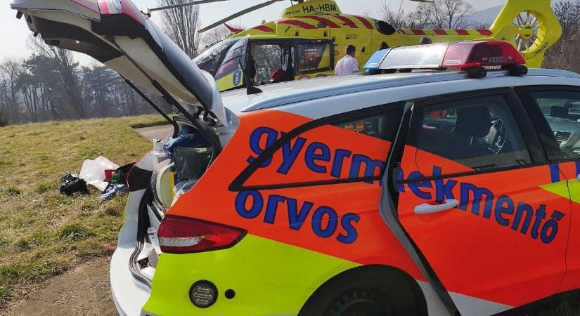 Kizuhant az ablakból egy kisfiú Győrben