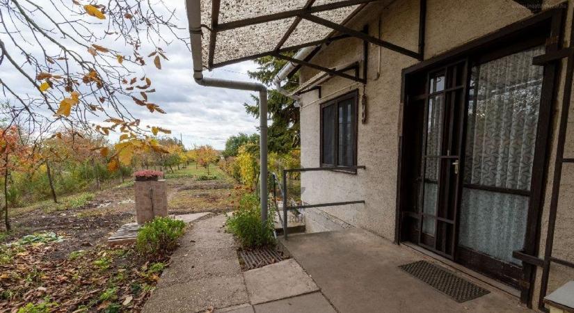 Megtaláltuk Fehérvár 3 legolcsóbb eladó házát, ennyiért még lakást se kapsz  fotók