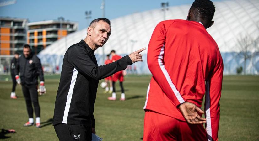 Sikert hozhat-e a gyors átállás a vasárnapi ,,élet-halál" összecsapáson?