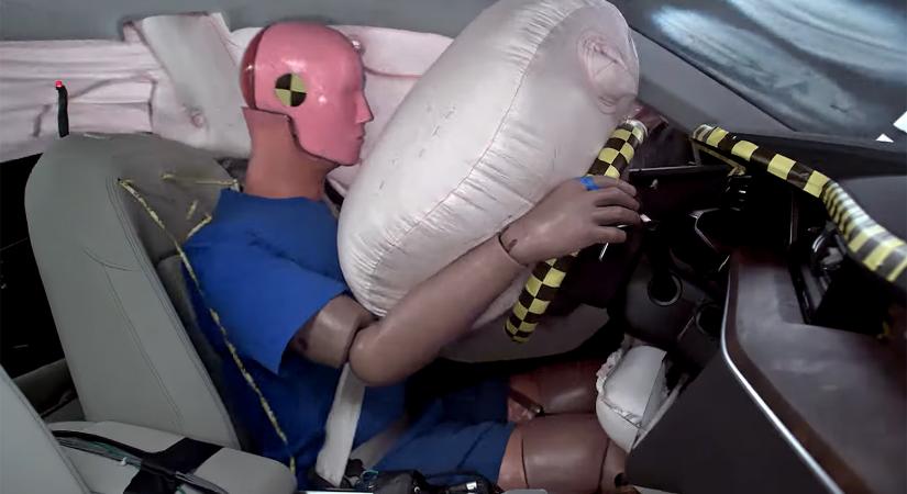 Nem vicc: kapcsolat van a légzsák és a tejszínhab között