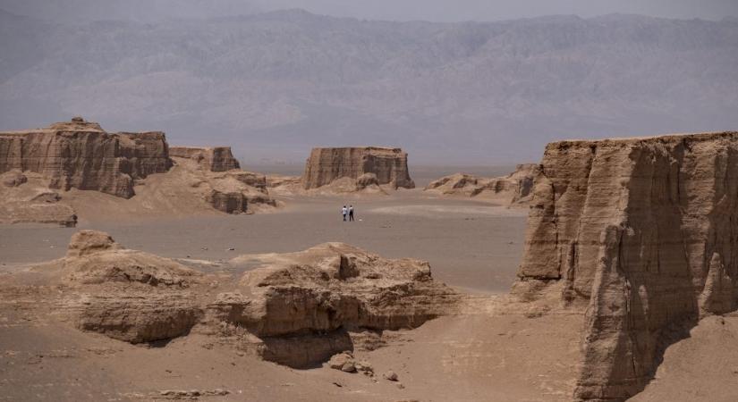 Miért lett Iránból Perzsia, és mit jelent a név?