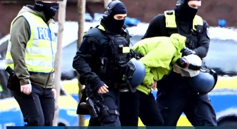 Tizenhárom év börtönt kapott a berlini Holokauszt-emlékműnél késelő dzsihádista