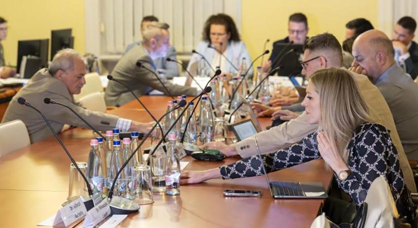 Választás 2026: kisorsolta az NVB az országos pártlisták szavazólapi sorrendjét