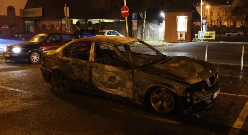 A ritka esetek egyike, amikor egy mondatba kerül, hogy: BMW és brutális