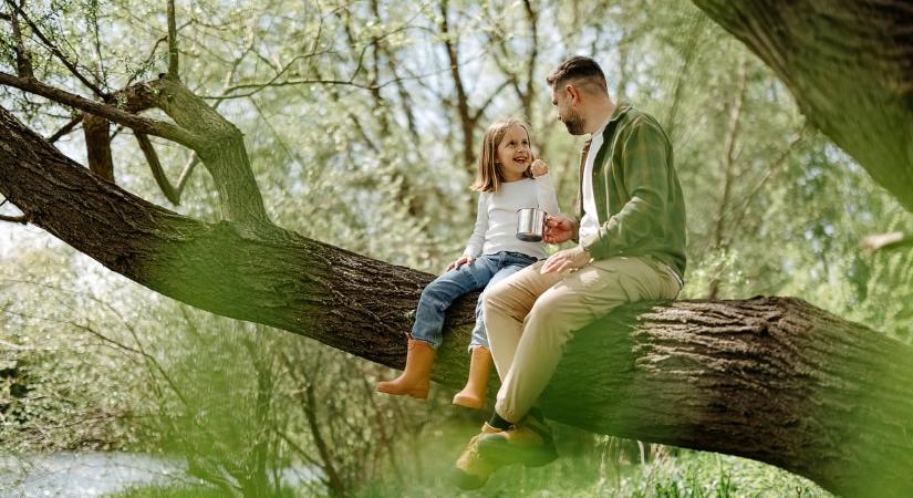 Napi horoszkóp 2026. március 8.: őszinte beszélgetések hoznak megkönnyebbülést