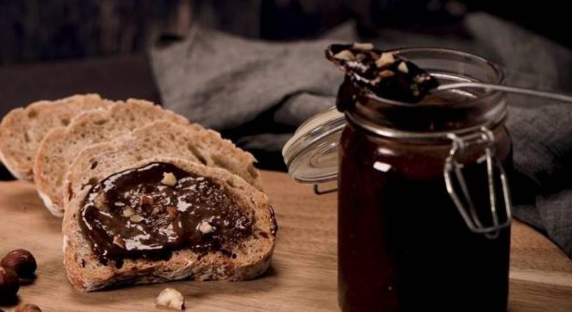 Csokoládéízű méz kakaóhéjból: új irány a méhészetben?