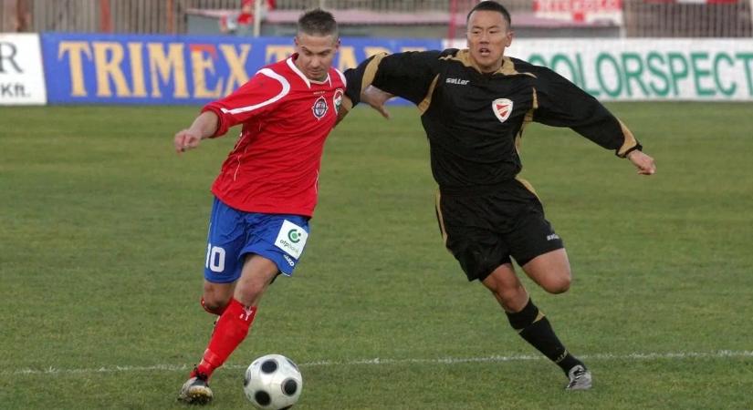 Kutyaidomár lett a korábbi közönségkedvenc NB I-es focista, Szobó is hozzá jár