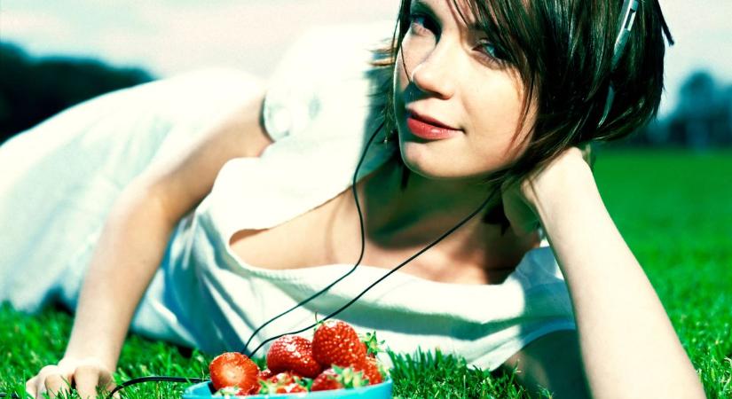 Walkman, Camping bicaj, iskolaköpeny – kincsek, amelyek a gyerekkorunkat jelentették. Te hányra emlékszel?