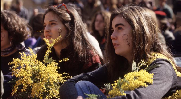 A vérszomjasnak hitt bolsevikok szerették a legjobban a nőket, itt az évszázados bizonyíték