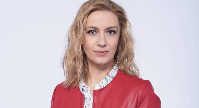 A magyar színésznőt megtámadta az egyik kollégája: akkora pofont kapott tőle, hogy nekiesett a falnak