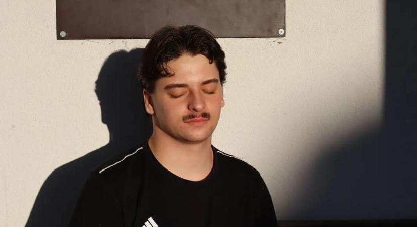 Megkínozták a pszichiátrián, mégis hős lett belőle: bátorságáért tüntették ki Pandót