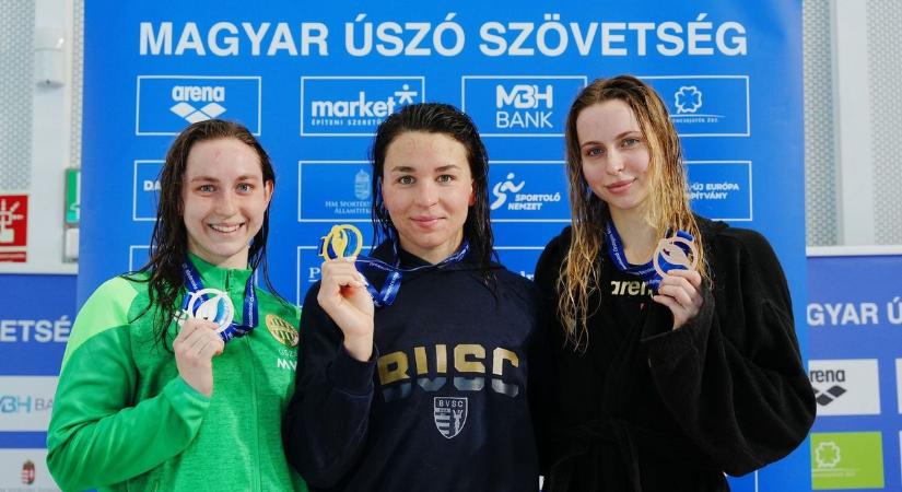 Érmekkel zárták a veszprémi ob-t a vármegyei úszók