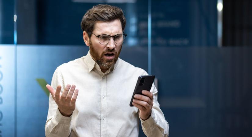 Azonnal törölje, ha ilyen SMS-t kap! Új módszerrel ürítik ki a csalók a jászkunsági autósok bankszámláit