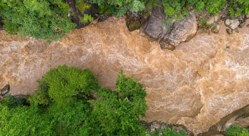 Már 23 áldozatról tudni, akik nem élték túl a szerencsétlenséget