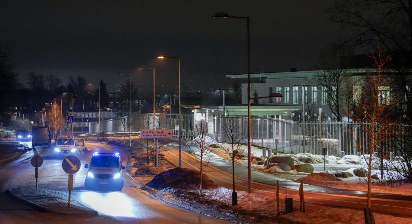 Robbanás volt az oslói amerikai nagykövetségnél