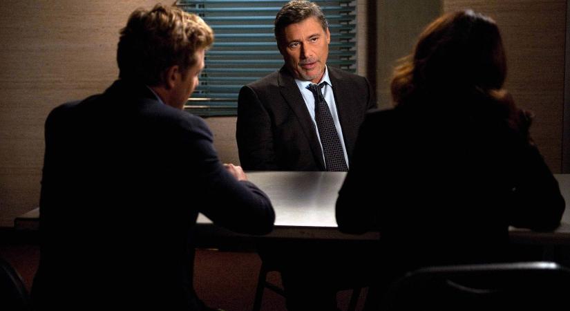 Felperzseli a Netflixet a valaha volt legjobb krimi sorozat, a toplista élére ugrott a kultikus széria