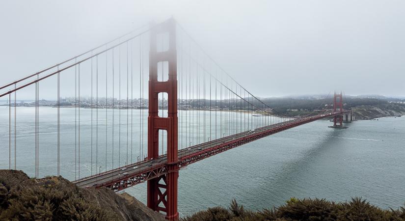 Kaliforniában már 0-24 órában működnek az akkumulátorok, így éjszaka is van napenergia