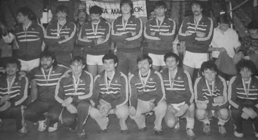 Vajon mi történt Mocsai kalapjával?