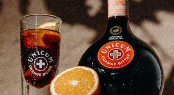 A gyógynövények, melyek összekötnek: Az Unicum reklámok évszázados útja a plakátoktól a filmvászonig