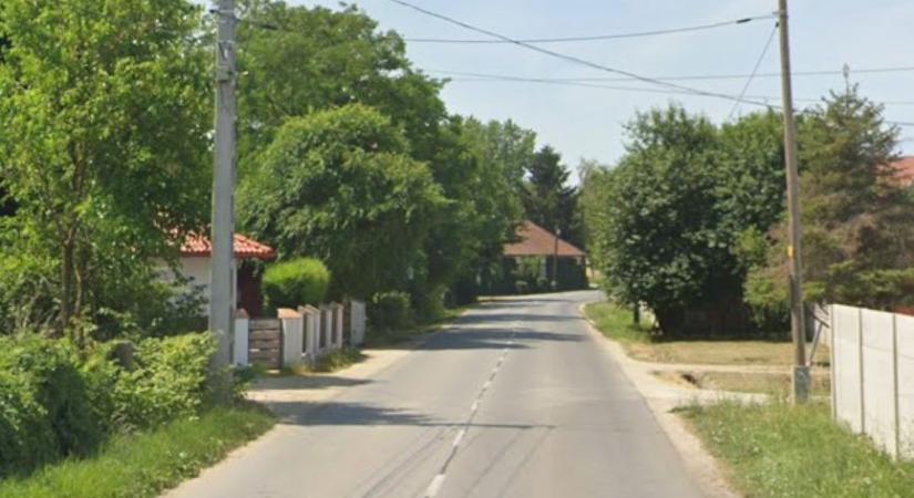 Oszlopnak ütközött egy autó Miskolcon