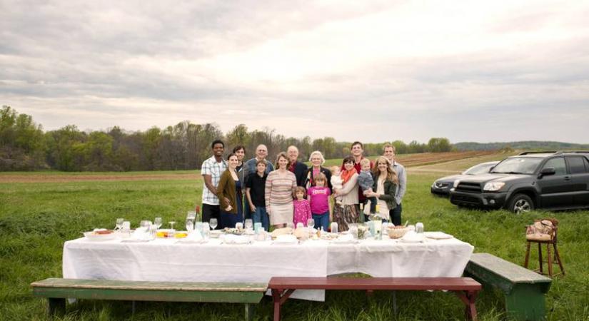 Ezért lehet kontrolláló az idős, elutasító a kamasz, ingerlékeny a középkorú hozzátartozód