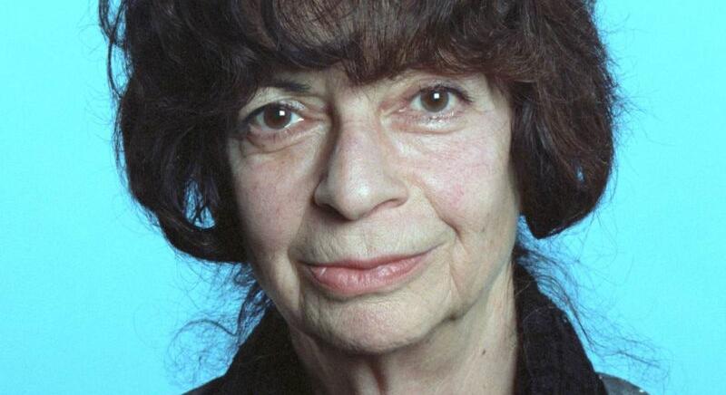 Könyv jelent meg Schäffer Juditról, a modern magyar jelmeztervezés meghatározó alakjáról