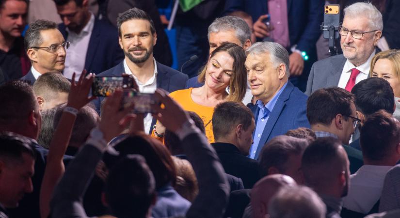 Ilyen volt a debreceni háborúellenes gyűlés (Képgaléria)