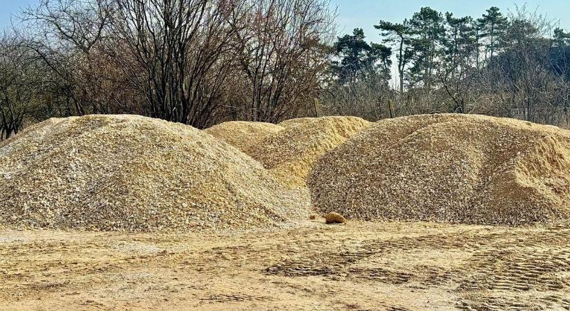 Megsínylették az időjárást Tiszaszentimre útjai, érkezik a felmentősereg