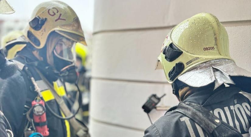 A tűzoltók őrangyala maga a fegyelem, egyetlen döntésük civilek tucatjait óvja meg