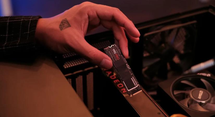 Hipp-hopp el fog szállni az SSD háttértárak ára