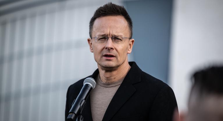 „Beteg lelkivilágú emberek” – Szijjártó Péter visszaszólt a volt litván külügyminiszternek