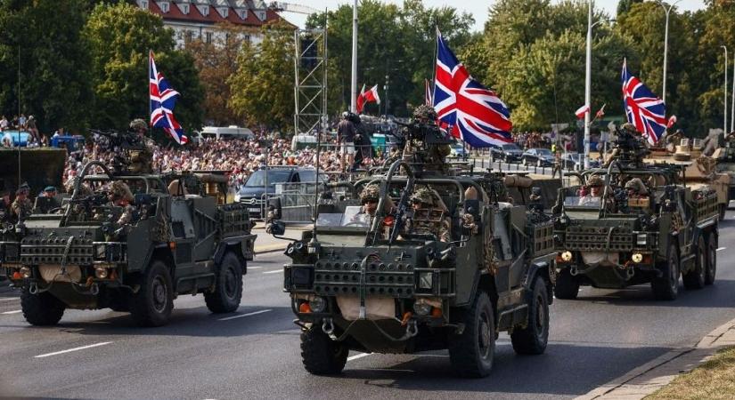 Pánikban a britek: véletlenül kiszivárogtatták titkos bázisukat Ukrajnában, Moszkva drónokkal csapna le rá