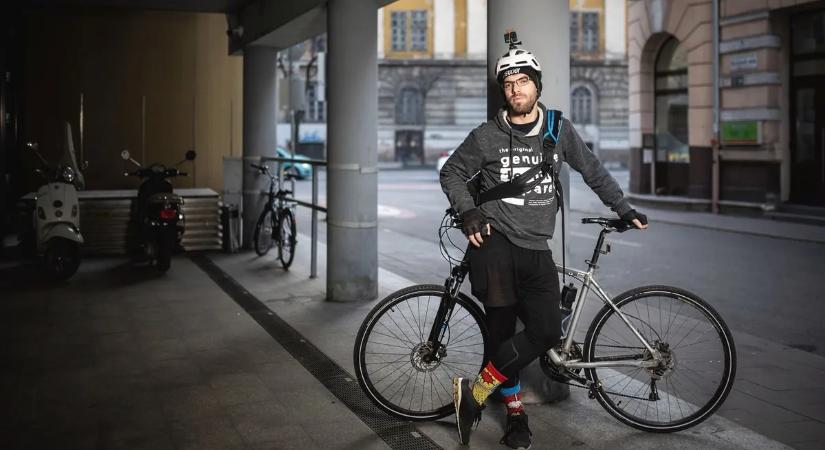 Lopott biciklik, bolti tolvajok és utcai üldözések – megszólalt a futár, aki mindent kamerára vesz