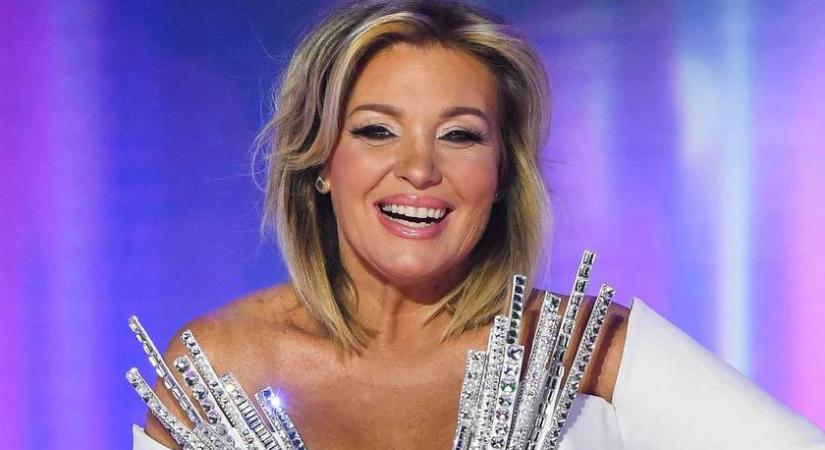 Liptai Claudia szemkápráztató estélyiben vezeti ma a Nagy Duettet: eddig előnytelennek gondolta ezt magán