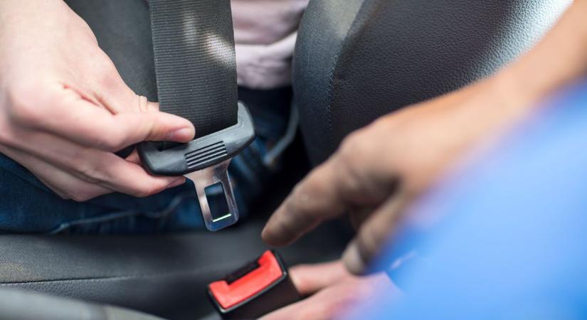 Országos közúti ellenőrzés indul – Fókuszban a biztonsági öv és a bukósisak