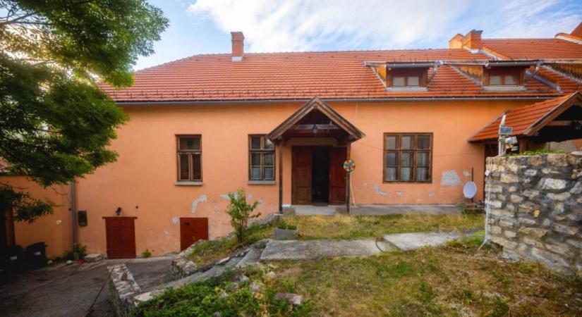 Így újult meg a világhírű veszprémi hegedűművész szülőháza