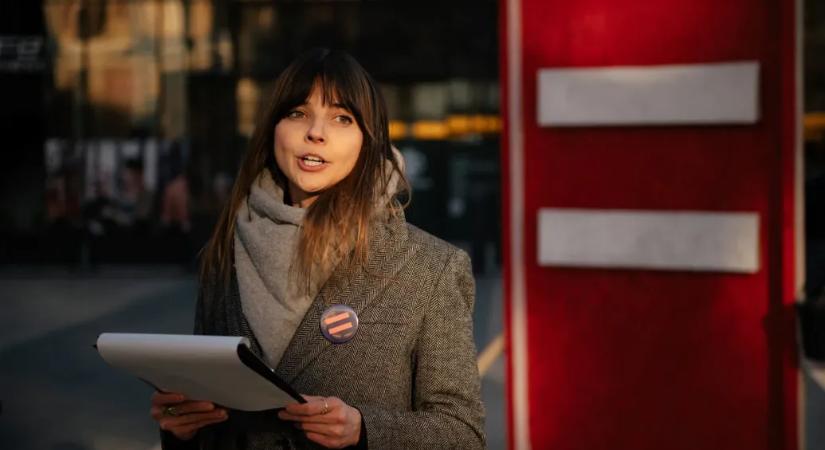 Hat önkormányzat és a Főpolgármesteri Hivatal vállalta, hogy közzéteszi a nemek közötti bérkülönbségekre vonatkozó adatait