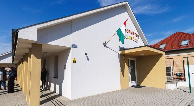 Átadtak egy vadiúj, modern bölcsődét Hajdú-Biharban, elhoznád ide a gyermeked? Nézz be! – fotókkal