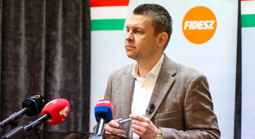 Gulyás Márton köpni-nyelni nem tudott Menczer Tamás kérdésétől